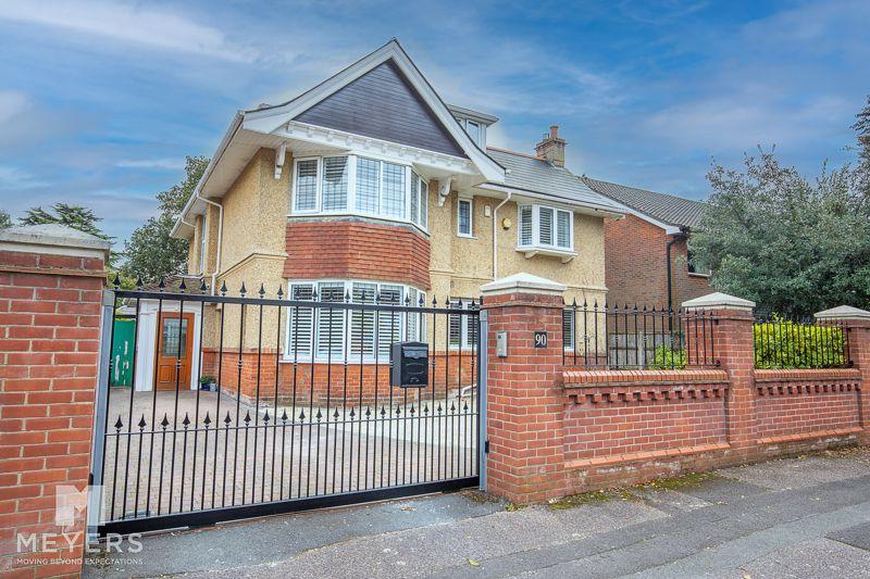 Richmond Park Avenue, Queens Park, BH8 5 bed detached house for sale