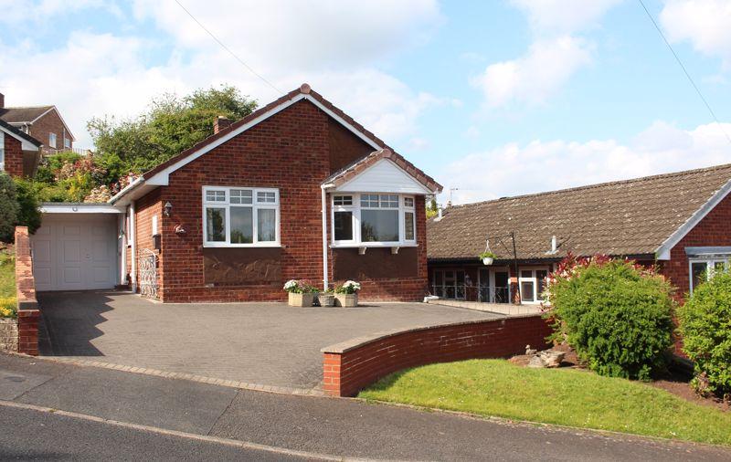 Kensington Gardens, Stourbridge DY8 2 bed detached bungalow for sale