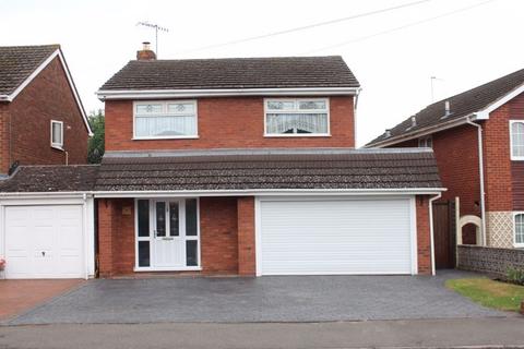 3 bedroom detached house for sale, Cot Lane, Kingswinford DY6