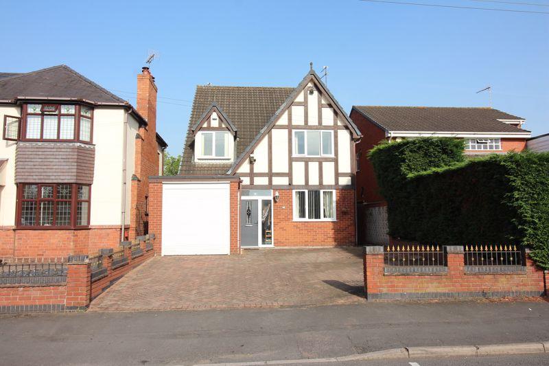 Penzer Street, Kingswinford DY6 4 bed detached house £400,000