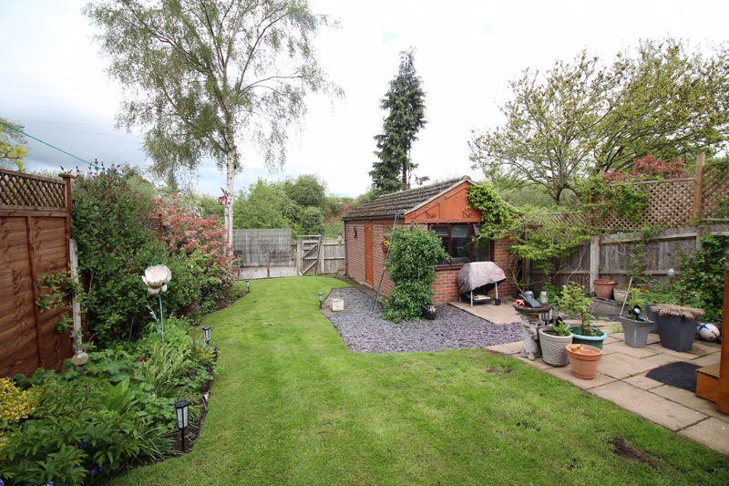 Brook Street, Wall Heath DY6 4 bed semidetached house £400,000