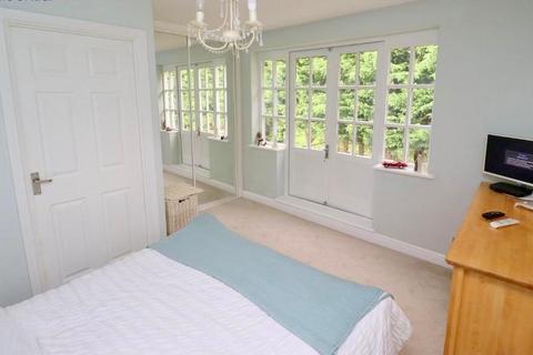 4 bedroom detached house for sale, Sharpenhoe Road, Streatley, Bedfordshire, LU3 3PS
