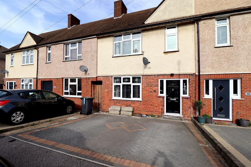 Corncastle Road, Farley Hill, Luton, Bedfordshire, LU1 5HB 3 bed