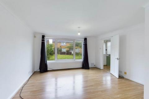 3 bedroom house to rent, Butcher Walk, Swanscombe, Kent