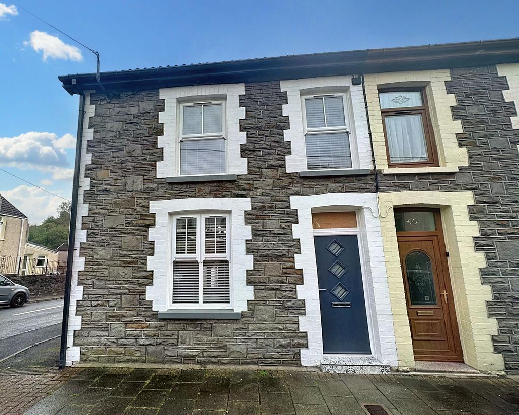 Cwmparc CF42 3 bed end of terrace house for sale £174,995