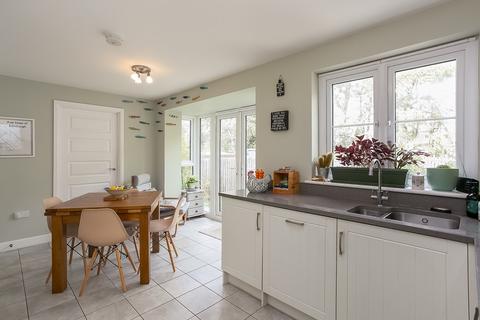 36 Ryndale Drive, Dalkeith, EH22 2EL