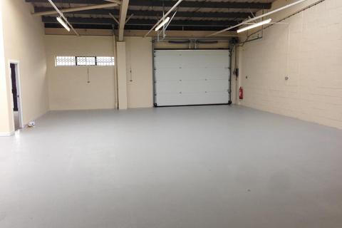 Warehouse to rent - Milton Keynes MK12