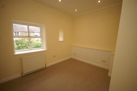 2 bedroom cottage to rent, George Street, Horwich