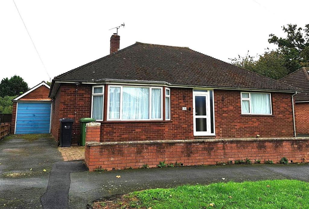 Putson, Hereford 3 bed detached bungalow £950 pcm (£219 pw)