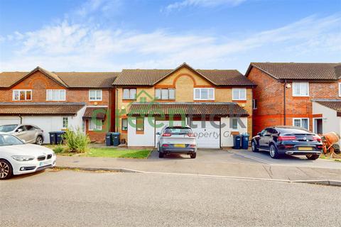 3 bedroom semi-detached house for sale, Manton Road, Enfield