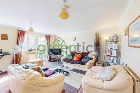 3 bedroom semi-detached house for sale, Manton Road, Enfield