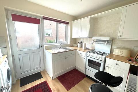 7 Chalice Way, Glastonbury, BA6 8EX
