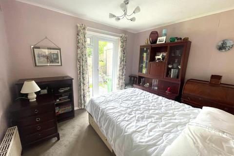 7 Chalice Way, Glastonbury, BA6 8EX