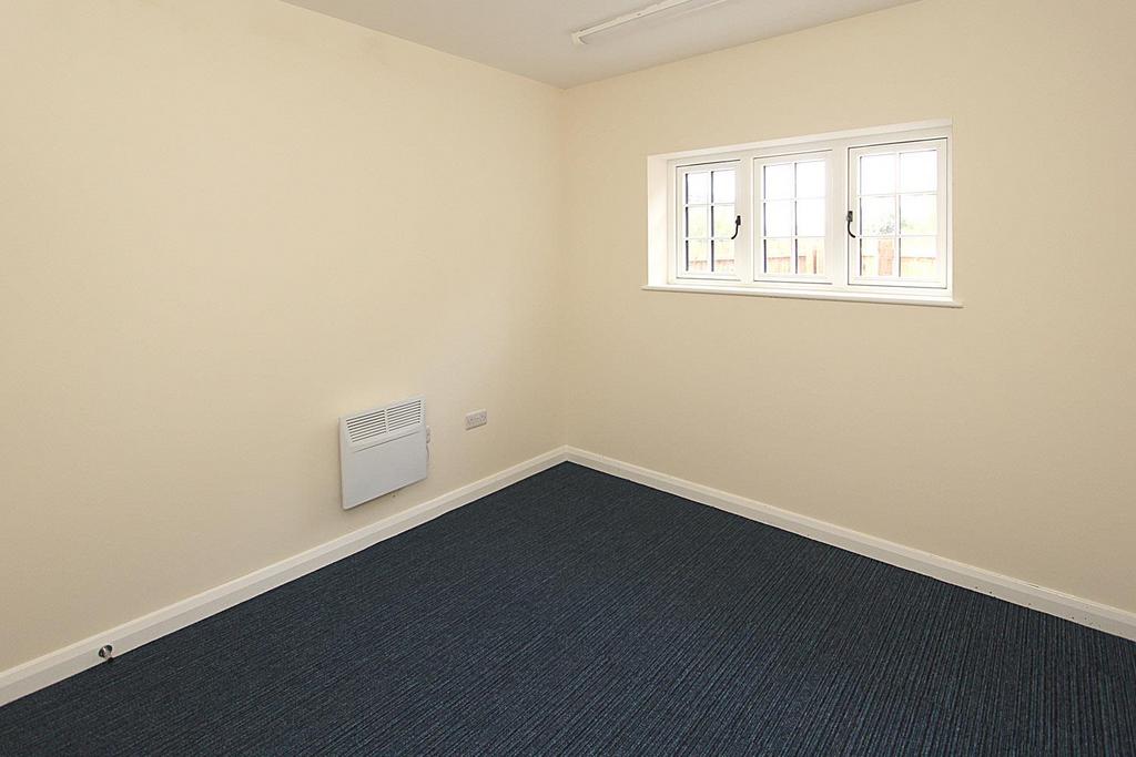 Suite 2 Room 2