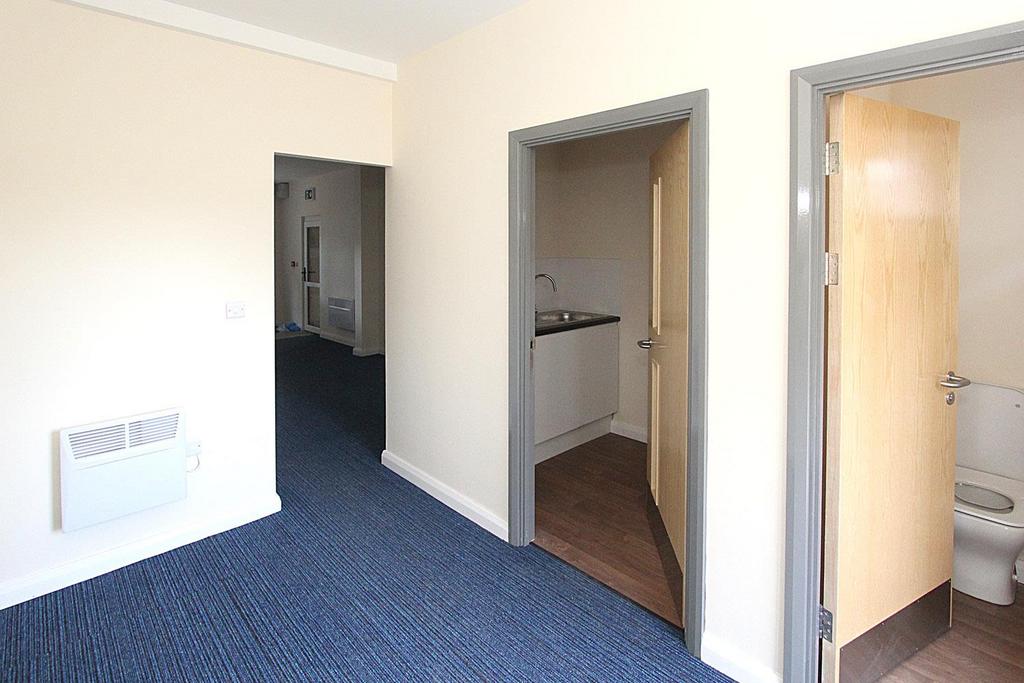 Suite 2 Kitchen and WC