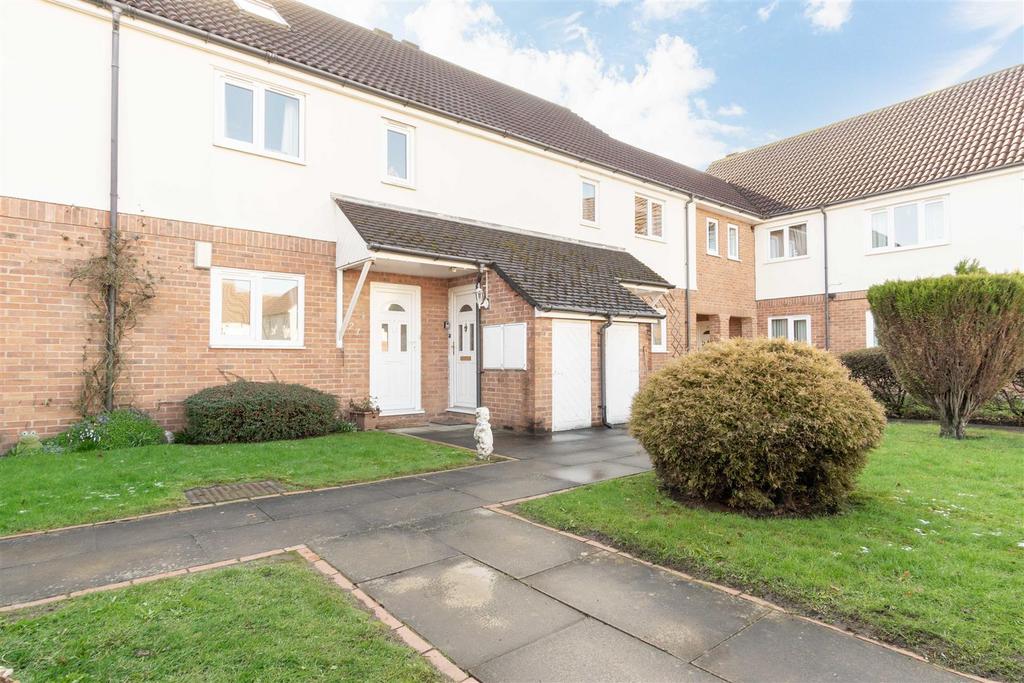 Francis Court, Thorpe Willoughby, Selby 1 bed apartment for sale £68,000