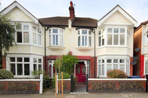 7 Fordhook Avenue, London, W5 3LS