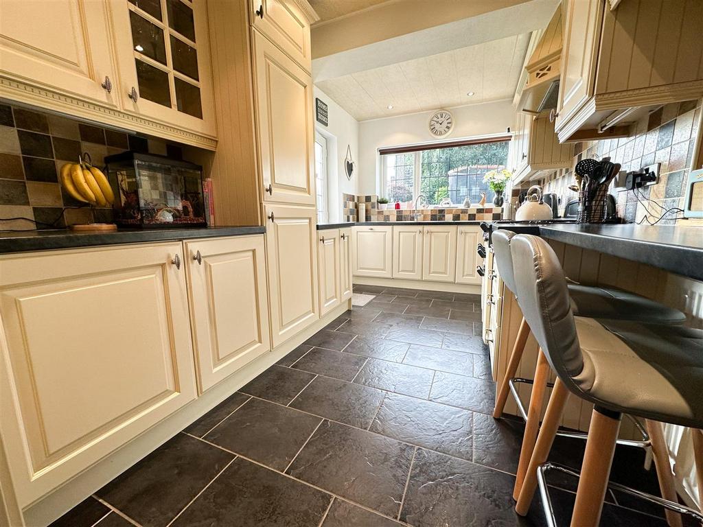 Breakfast kitchen