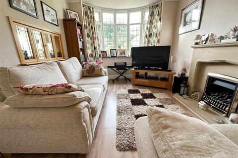 10 Worrall Drive, Worrall, Sheffield, S35 0AT