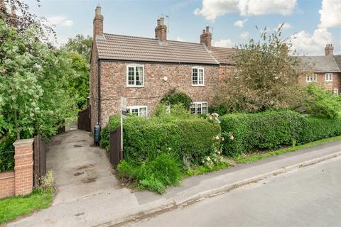 4 bedroom character property for sale, Main street, Skipwith, Selby