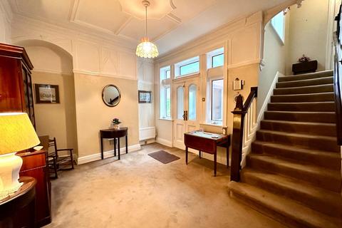 4 bedroom semi-detached house for sale, Pendlehurst Street, Burnley
