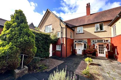 4 bedroom semi-detached house for sale, Pendlehurst Street, Burnley