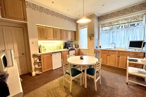 4 bedroom semi-detached house for sale, Pendlehurst Street, Burnley