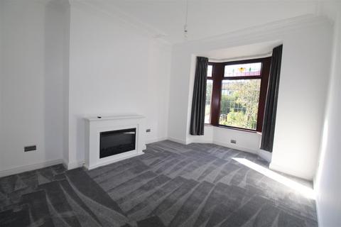 3 bedroom end of terrace house to rent, Hall Lane, Hindley, Wigan