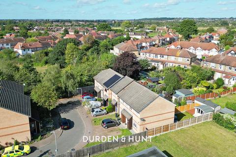 32 Torbitt Way, Ilford, IG2 7TA