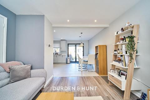 32 Torbitt Way, Ilford, IG2 7TA