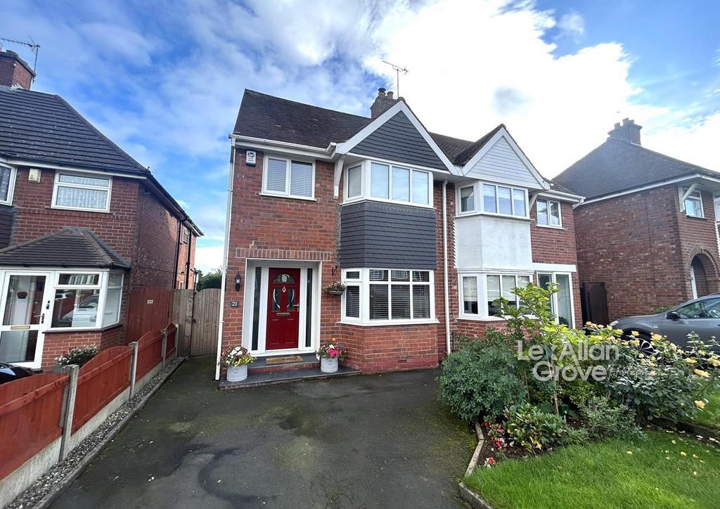 Corville Road, Halesowen 3 bed semidetached house £335,000