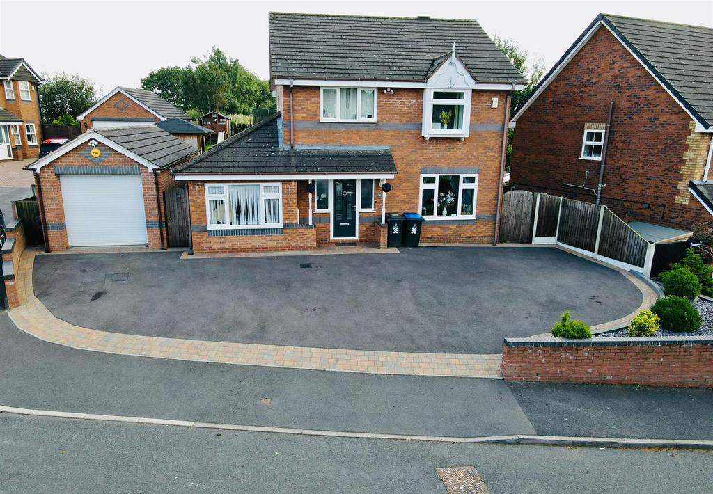 Cavendish Road, Tean, StokeOnTrent 4 bed house for sale £445,000
