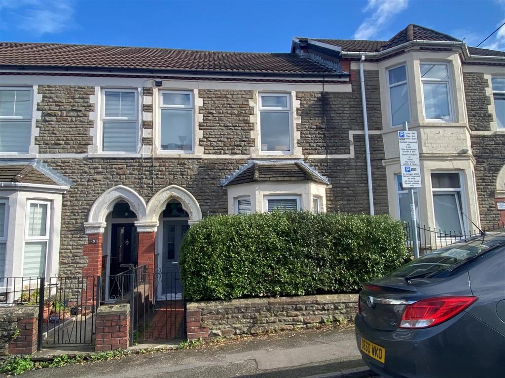 Bradford Street, Caerphilly CF83 3 bed terraced house for sale £237,500