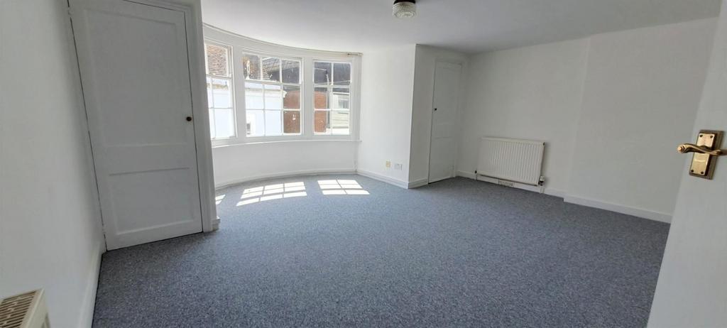 Reception room shot 3.jpg