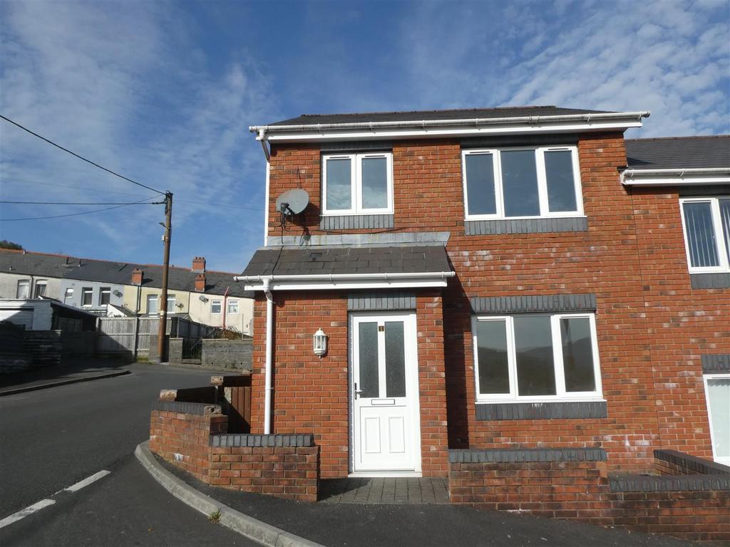 William Street, Abercwmboi 3 bed semidetached house for sale £127,500