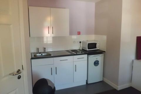 Studio to rent - F7 Bournbrook House, B29 6BD