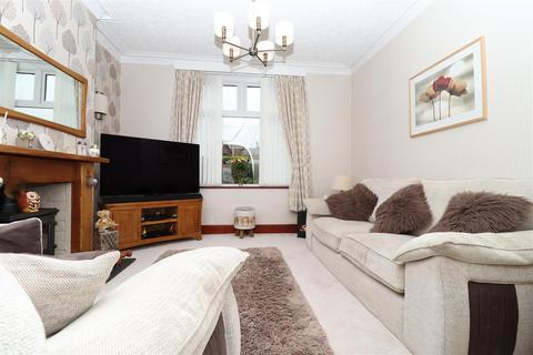 5 bedroom semi-detached house for sale, Holme Lea, Bootle Station