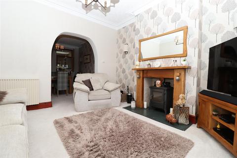 5 bedroom semi-detached house for sale, Holme Lea, Bootle Station