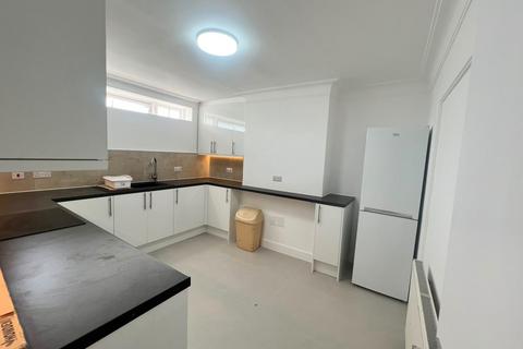 undefined, Room 6 @ Currey Road - Greenford