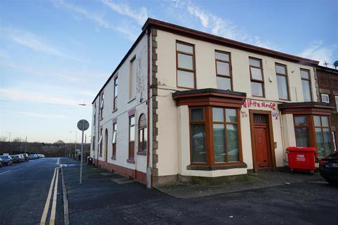 1 bedroom in a house share to rent, Manchester Road, Bolton