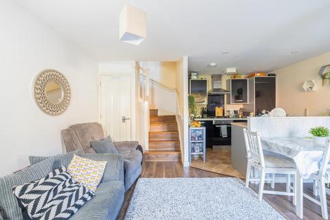 2 Azov Close, Bristol, BS7 0FL
