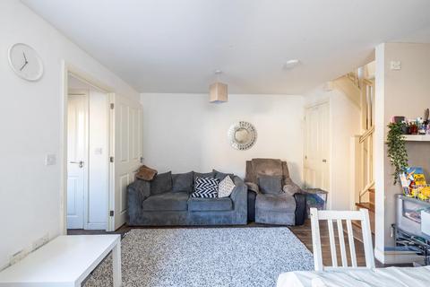 2 Azov Close, Bristol, BS7 0FL