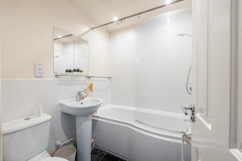 2 Azov Close, Bristol, BS7 0FL