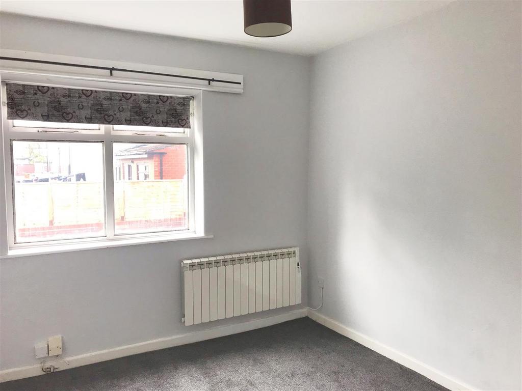Bedroom new 2.jpg