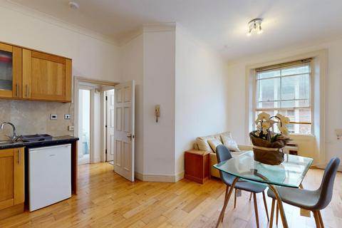 2 bedroom flat for sale, Hogarth Road, Earls Court SW5