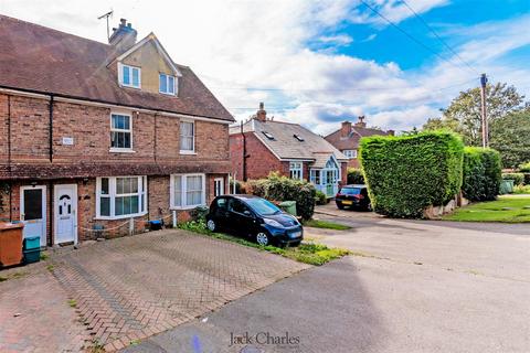 3 bedroom terraced house for sale, Hartley Road, Cranbrook