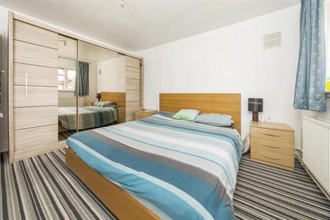 2 bedroom maisonette for sale, Octavia Road, Isleworth