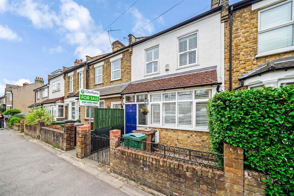 Pretoria Road, London E4 2 bed terraced house for sale £550,000