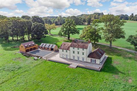 7 bedroom detached house for sale - Home Farm, Gatacre, Claverley, Wolverhampton