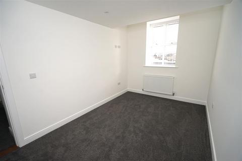 2 bedroom flat to rent, High Street, Belmont, Bolton